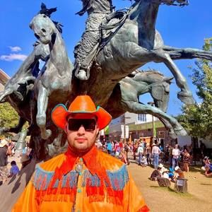 Meet your Posher, Tommy